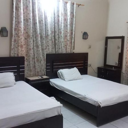 Al Rehman Guest Hous Hotel Хайдерабад Екстериор снимка