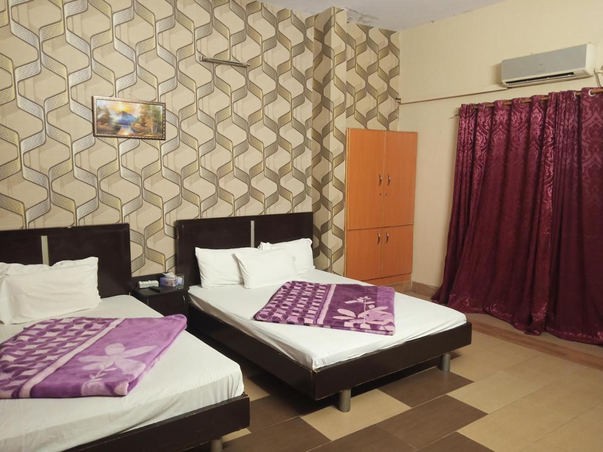 Al Rehman Guest Hous Hotel Хайдерабад Екстериор снимка