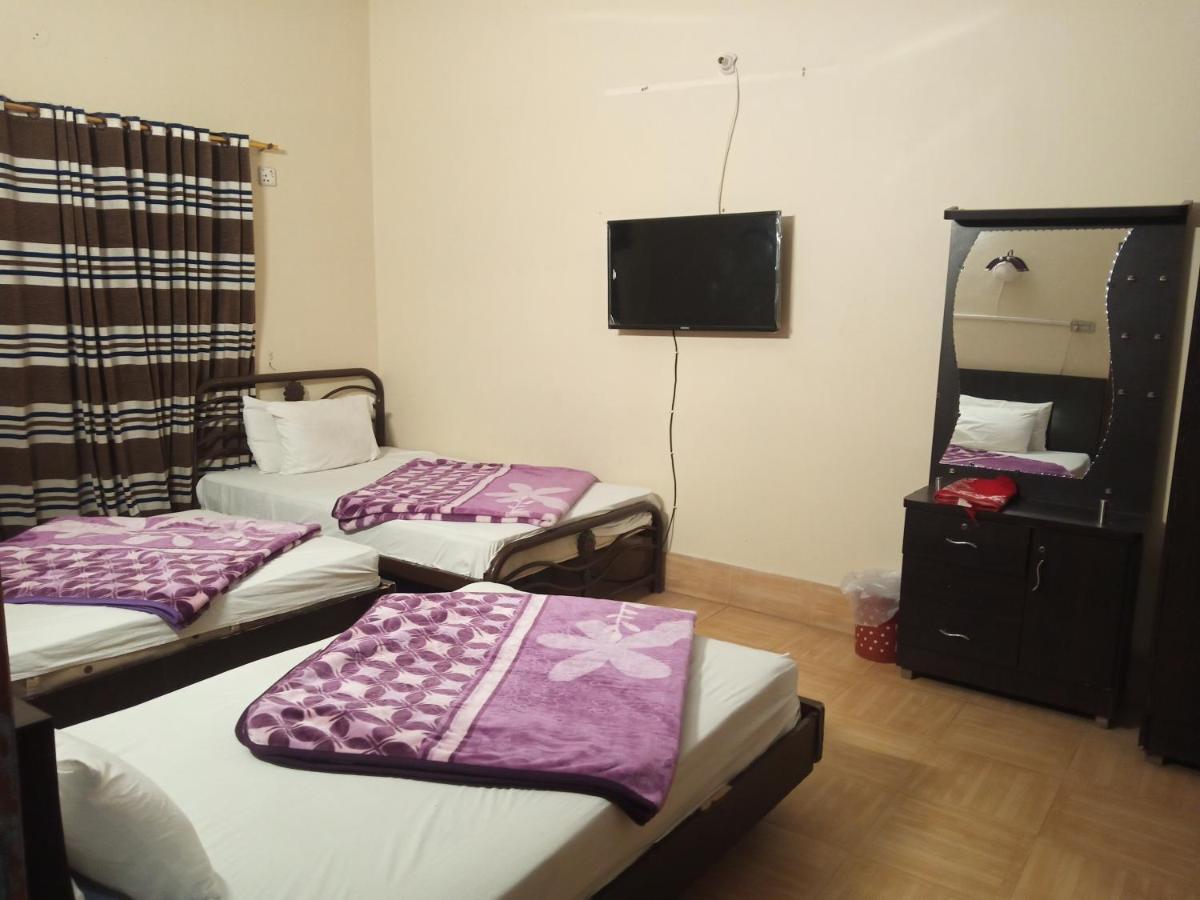 Al Rehman Guest Hous Hotel Хайдерабад Екстериор снимка
