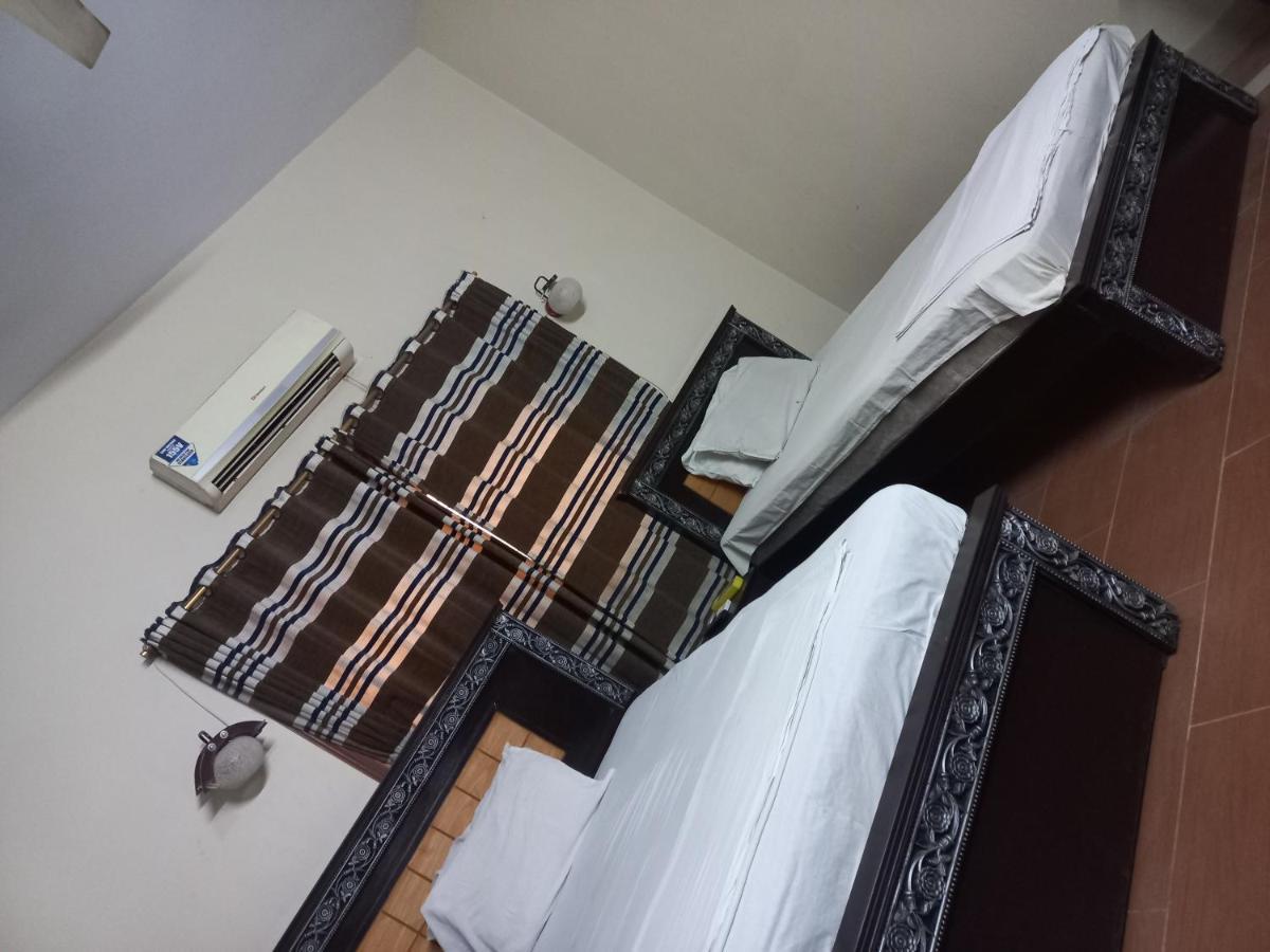 Al Rehman Guest Hous Hotel Хайдерабад Екстериор снимка