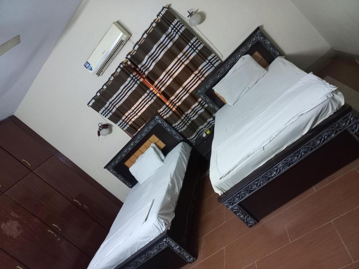 Al Rehman Guest Hous Hotel Хайдерабад Екстериор снимка