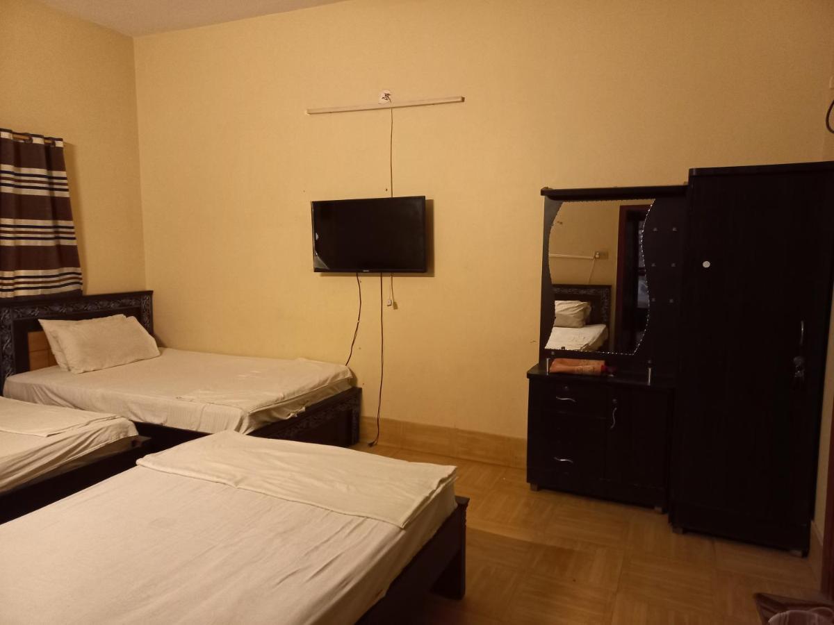 Al Rehman Guest Hous Hotel Хайдерабад Екстериор снимка