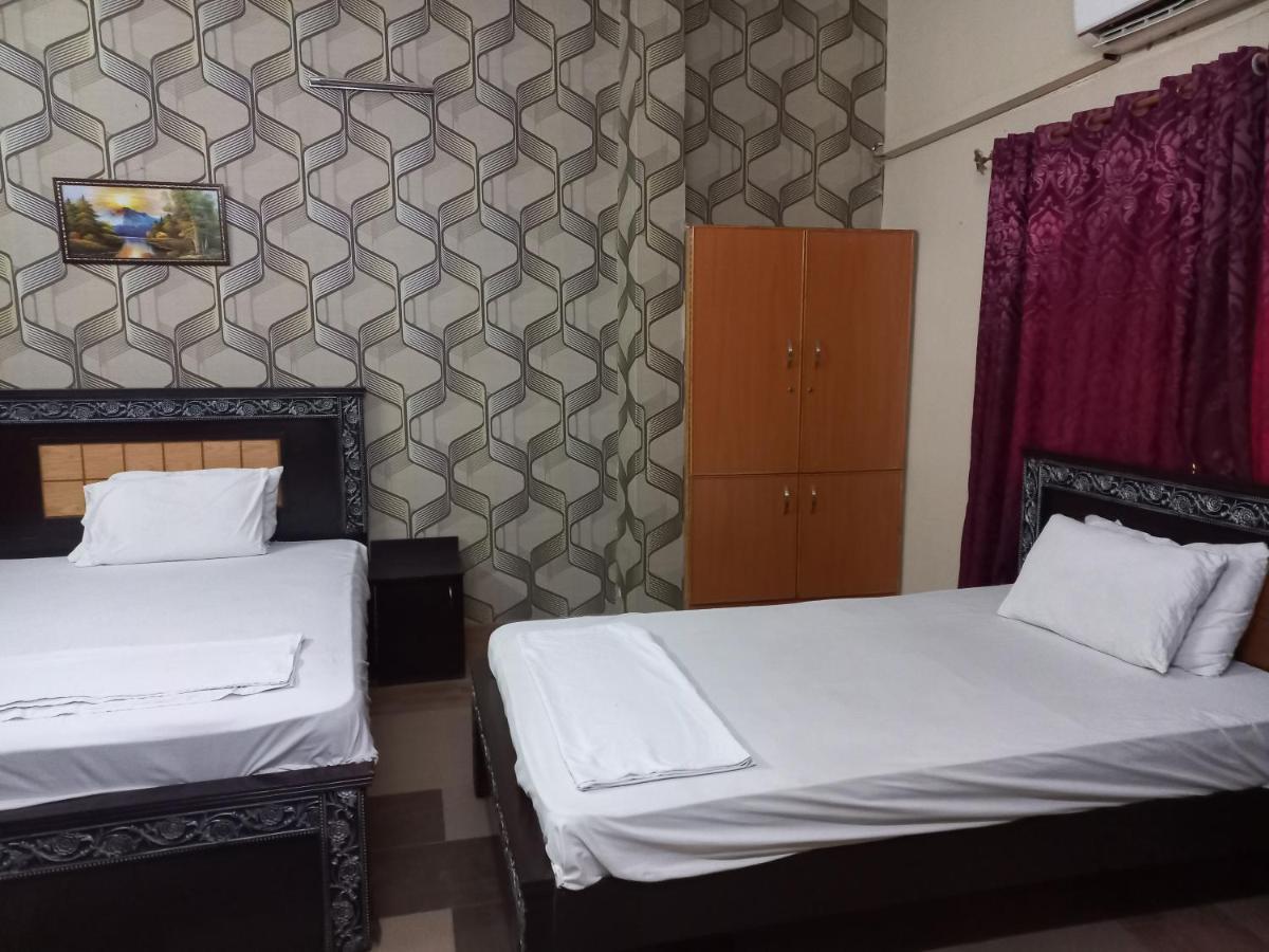 Al Rehman Guest Hous Hotel Хайдерабад Екстериор снимка