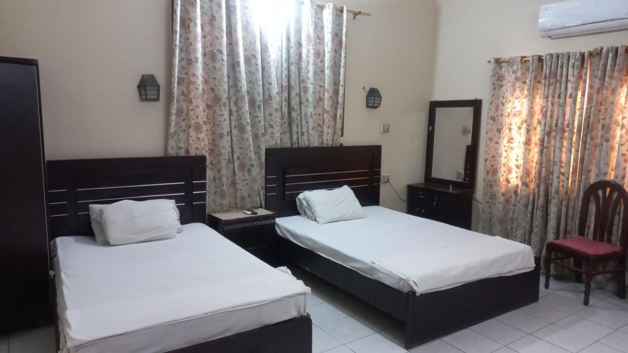 Al Rehman Guest Hous Hotel Хайдерабад Екстериор снимка